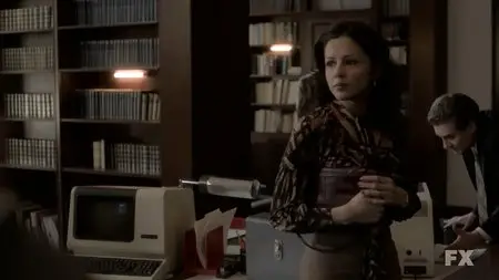 The Americans S01E04 (2013)