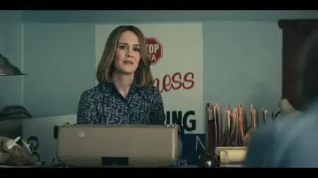 Mrs. America S01E09