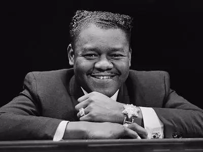 Fats Domino - The Fats Domino Jukebox: 20 Greatest Hits the Way You Originally Heard Them (2002)