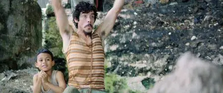 Hands of Stone (2016)