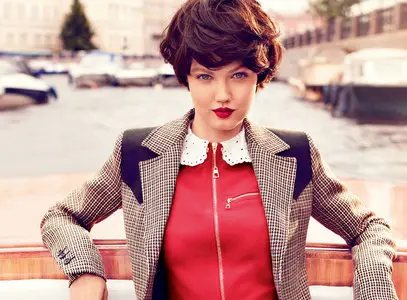 Lindsey Wixson by Alexi Lubomirski for Vоgue Russia September 2014