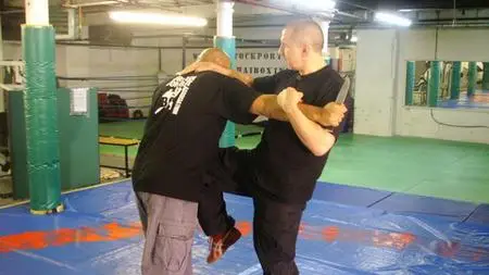 Urban Krav Maga: Defending The Most Common Street Attacks