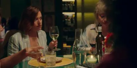 The Girls at the Back S01E01