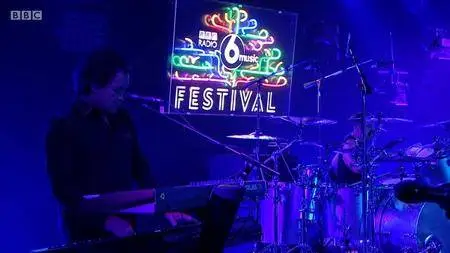 Depeche Mode - BBC Radio 6 Music Festival (2017) [WEBDL, 720p]