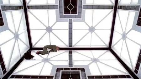 Cube 2: Hypercube (2002)