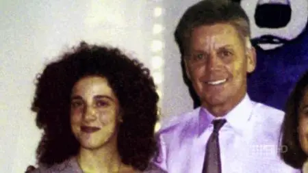 Mysteries & Scandals S01E11