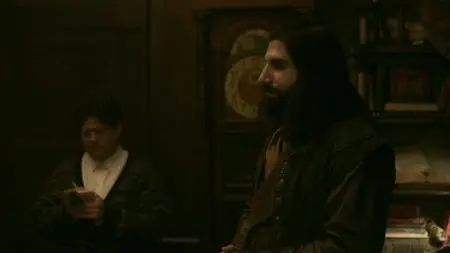 What We Do in the Shadows S01E01