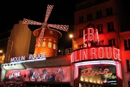 Paris: Tour Montparnasse, Palace of Versailles & Moulin Rouge