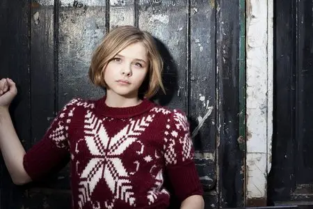 Chloe Moretz - David Levene Photoshoot 2010 (part 2)