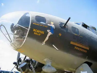 B-17F Flying Fortress Walk Around