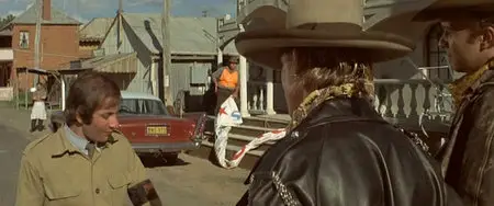 The Cars that ate Paris (1974) [Re-UP]