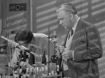 Sherlock Holmes in Washington (1943)