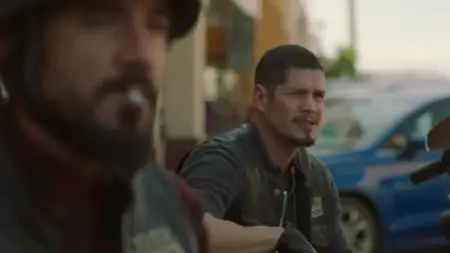 Mayans M.C. S01E01