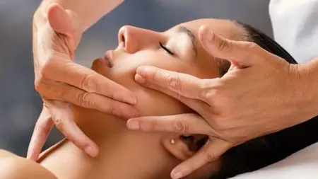 The Japanese Lifting Facial Massage