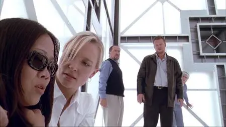 Cube 2: Hypercube (2002)