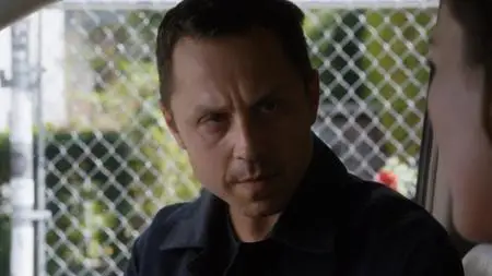 Sneaky Pete S01E04