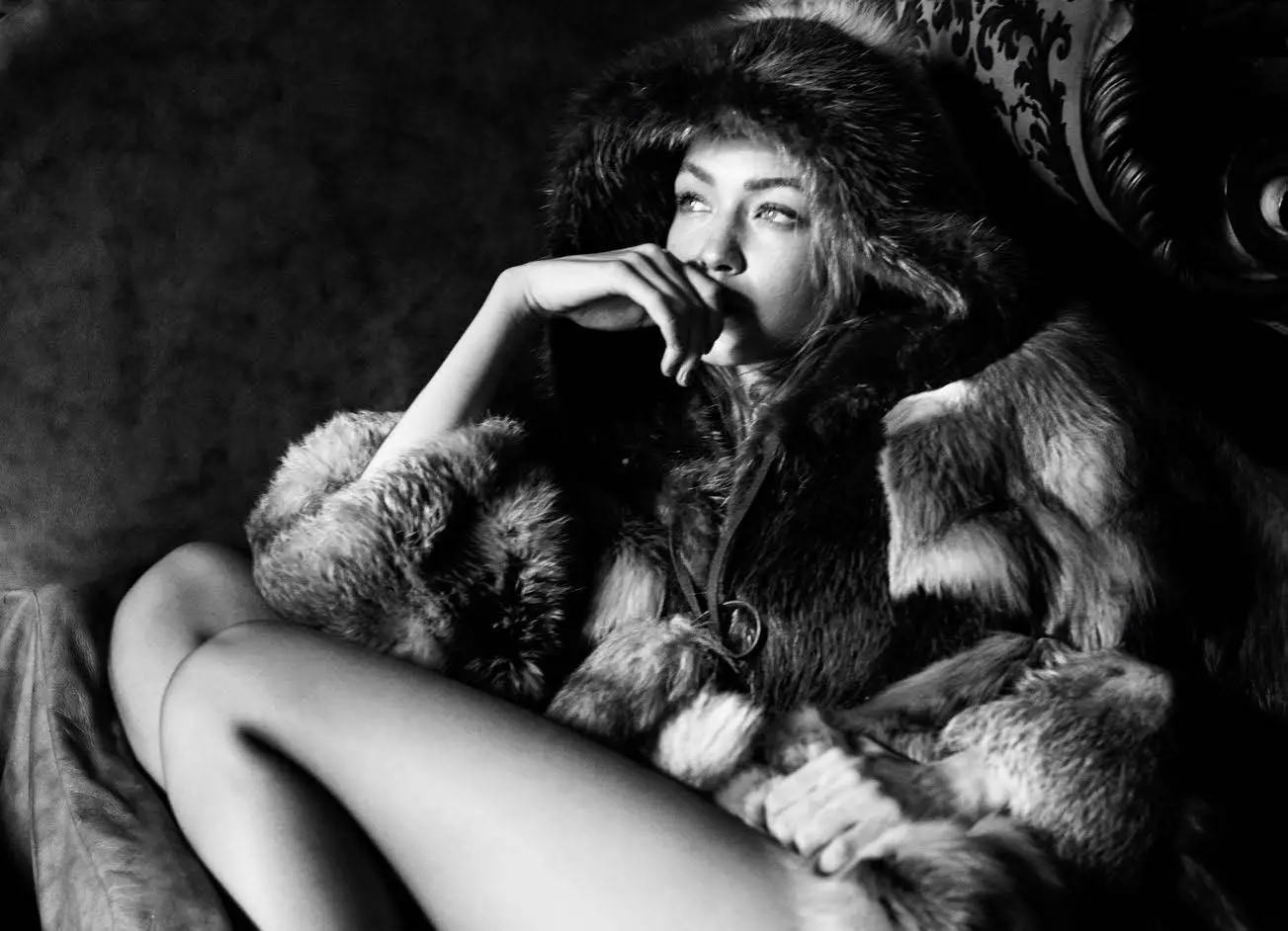 Gigi Hadid By Mario Testino For Vogue Paris November 2016