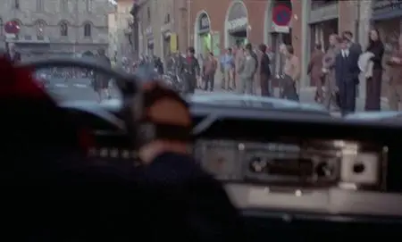 I corpi presentano tracce di violenza carnale (1973)