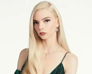 Anya Taylor-Joy - 2021 Golden Globes Portraits