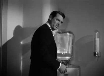 Mr. Lucky (1943)