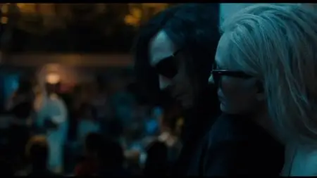 Only Lovers Left Alive (2013)
