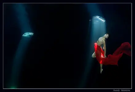 Anatoly Beloshchin. Under water.