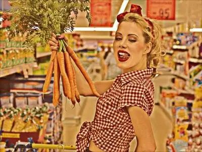 Retro-Pinup Photography by Peter Odefey