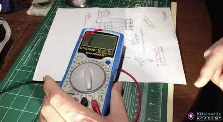 Introduction to Electronics for Makers (2016)