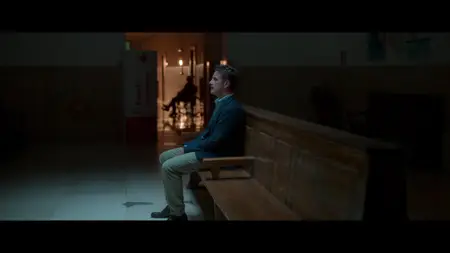 Sara - Woman in the Shadows S01E01