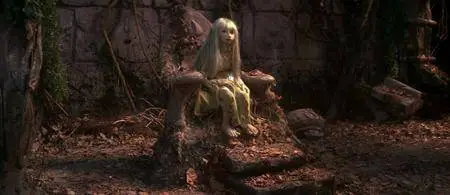 The Dark Crystal (1982)