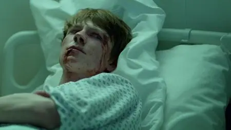 Clique S02E02