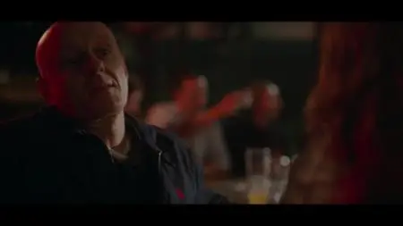 Hold Tight S01E01