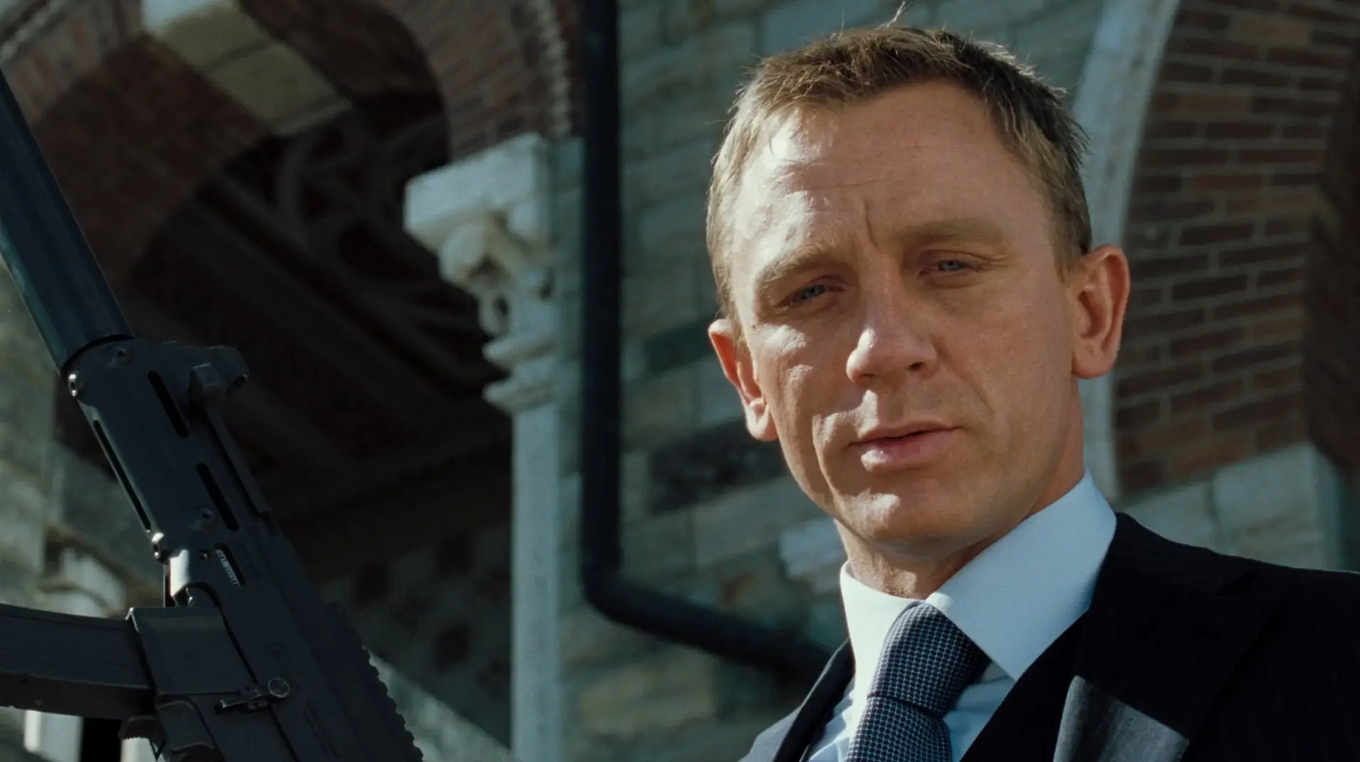 007 casino royale movie online