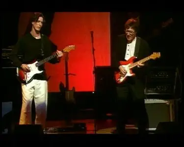 Hank Marvin - Hank Plays Live (2004)