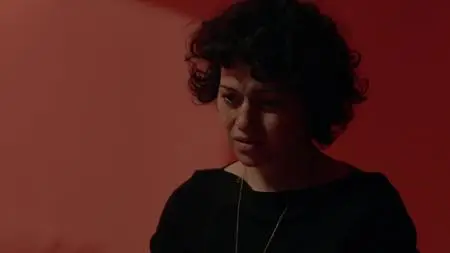 Search Party S02E01