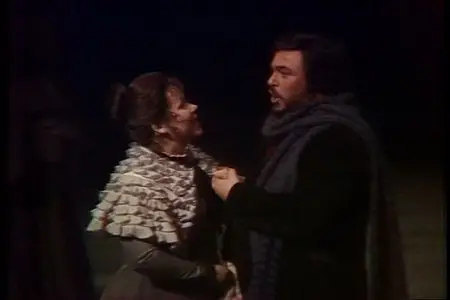James Levine, Metropolitan Opera Orchestra, Renata Scotto, Luciano Pavarotti - Puccini: La Boheme (2005/1977)