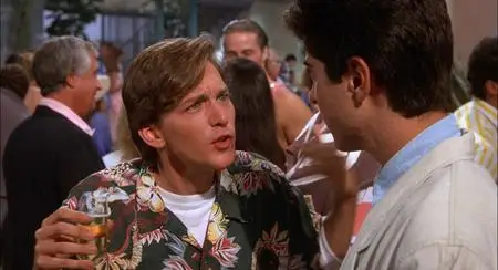Weekend at Bernie's (1989) [Remastered]