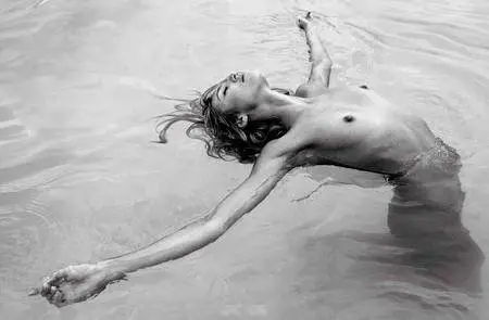 Candice Swanepoel by Adam Franzino for Vogue Spain July 2016