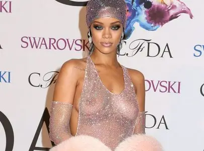 Rihanna - 2014 CFDA Fashion Awards on June 2, 2014