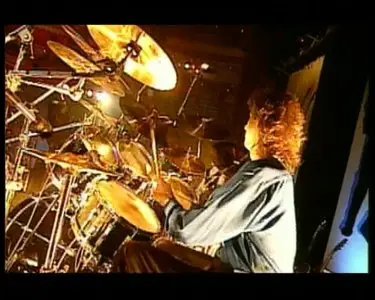 Hank Marvin - Hank Plays Live (2004)
