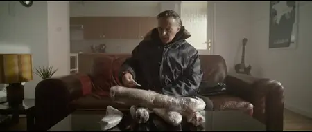 The Legend of Barney Thomson (2015)
