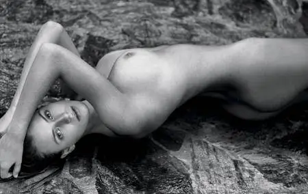 Alejandra Guilmant by David Bellemere from NU Muses Calendar for Treats! Magazine #12