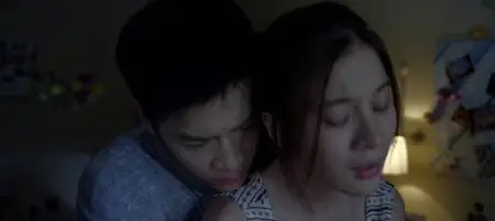 Fak wai nai gai thoe / The Swimmers (2014)