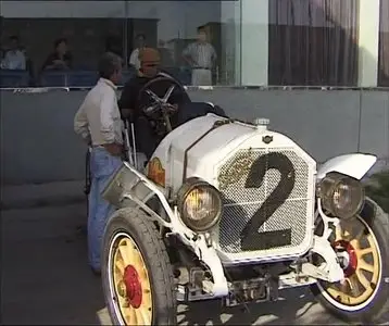 The Mad Motorists - Peking to Paris Part 1 (2003)