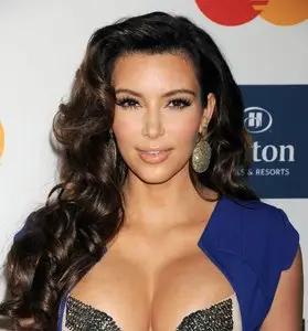 Kim Kardashian - Clive Davis 2012 Pre-GRAMMY Gala (February 11, 2012)