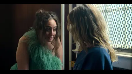 Sirens S01E02