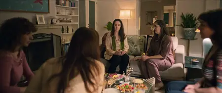 The Woman in the Line (2025)