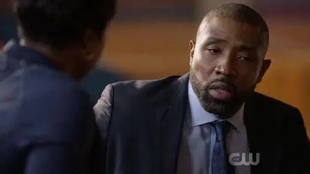 Black Lightning S01E02