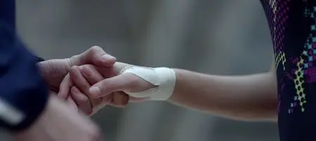 Fak wai nai gai thoe / The Swimmers (2014)