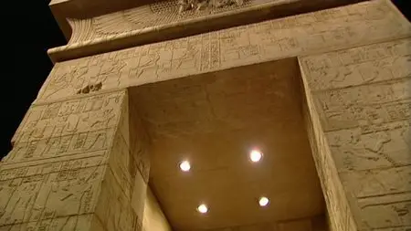 The egyptian museum in Berlin - Nefertiti (2006)